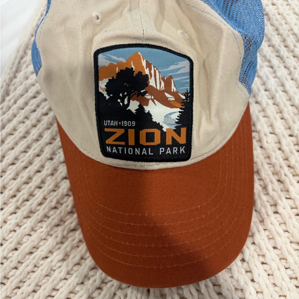 GC Zion National Park Utah Men's Retro Vintage 1909 Stitch Patch Trucker Cap - Picture 6 of 7